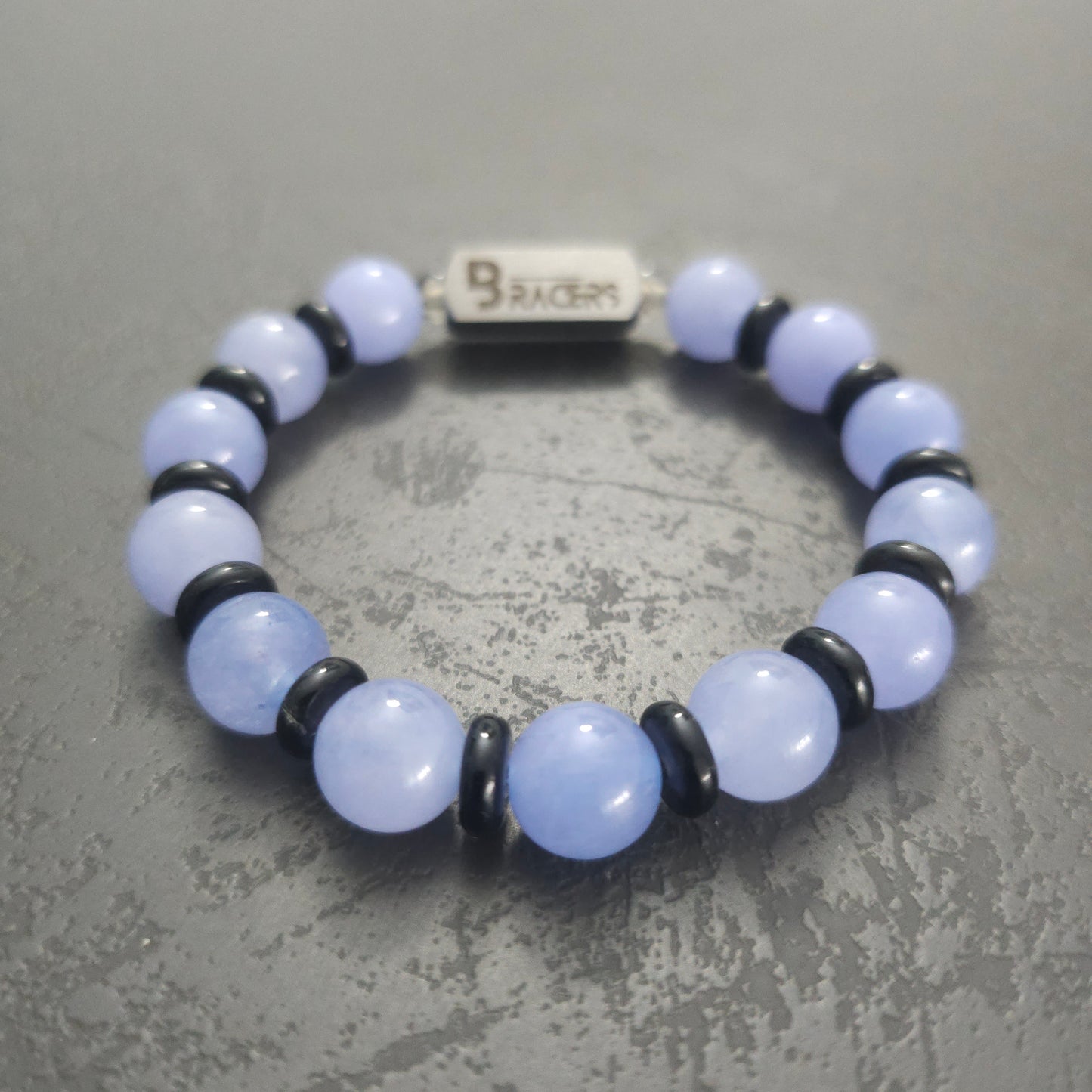 צמיד מאבני אוניקס, אקוואמרין וקלצדוני