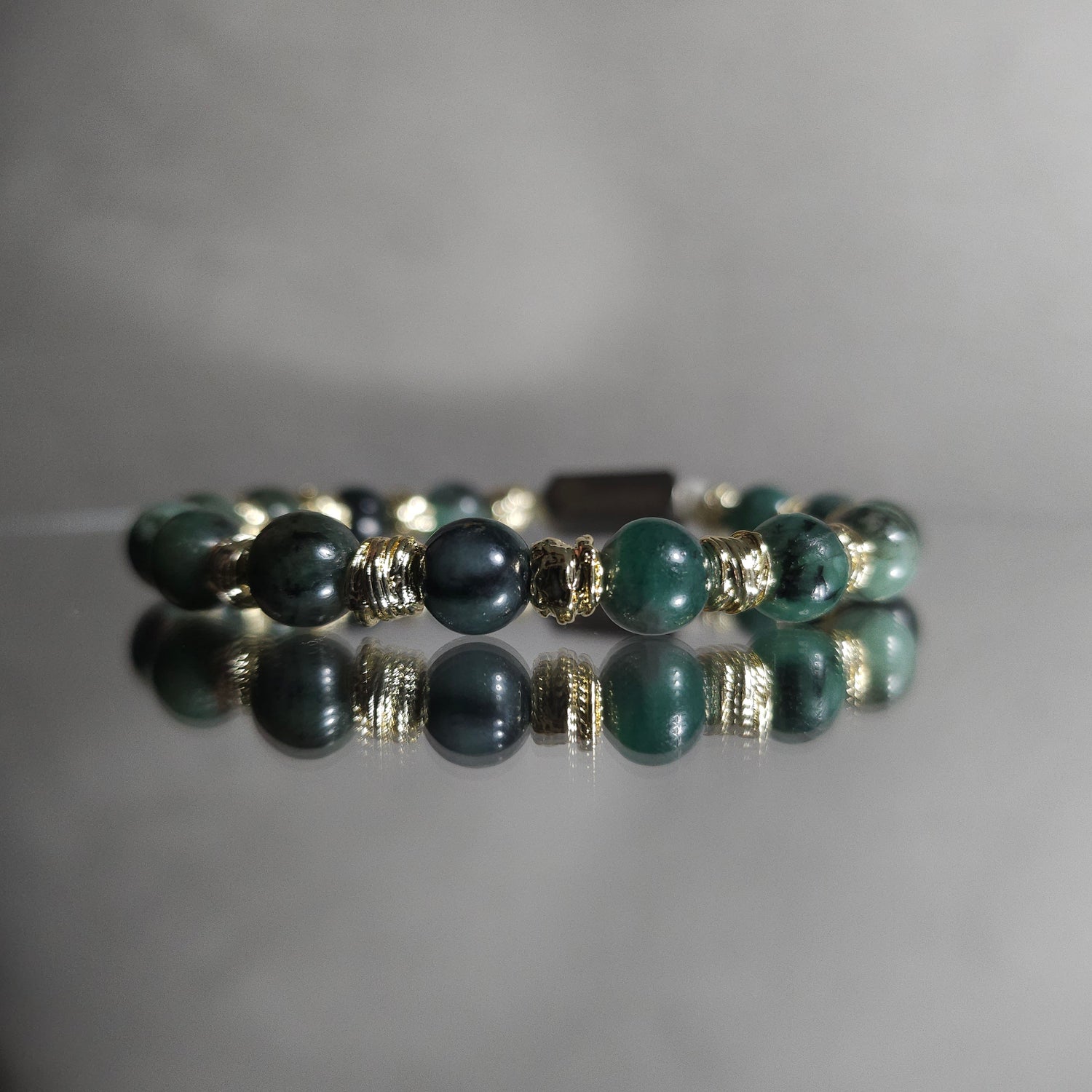 Bracer
