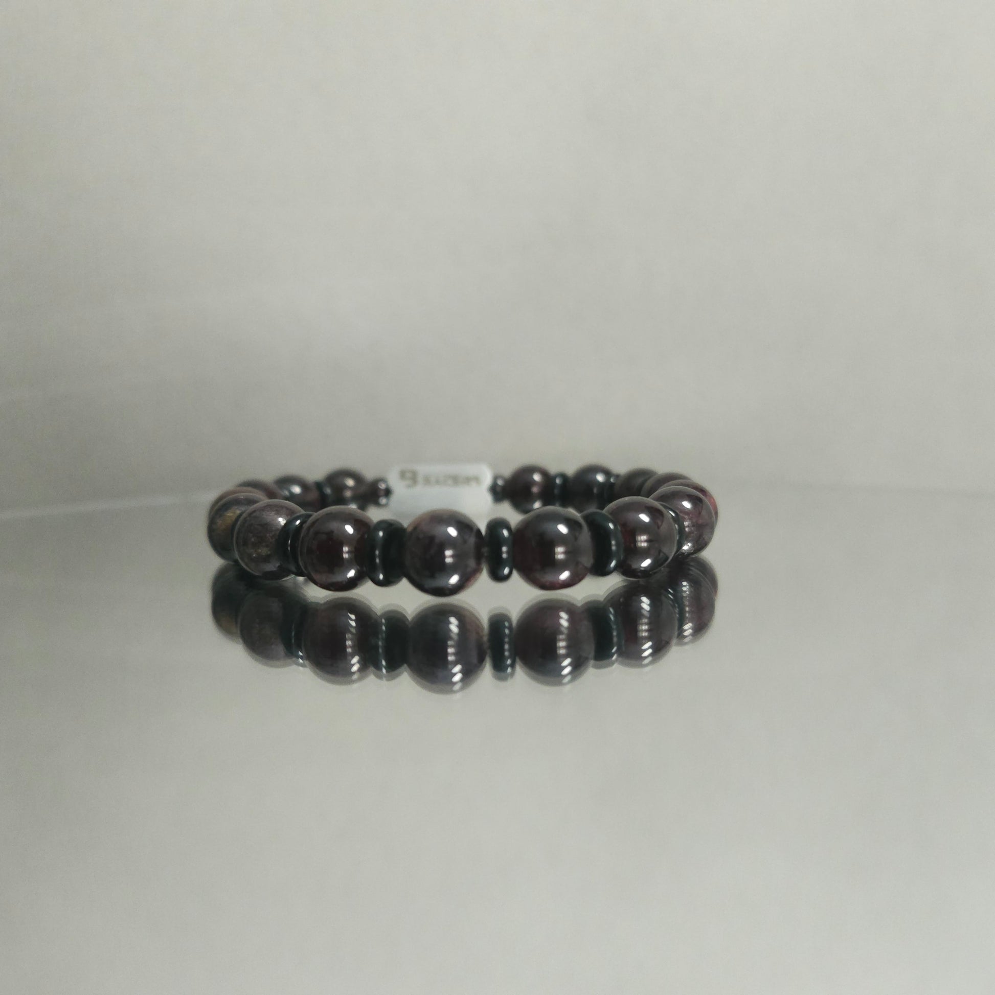 Bracer
