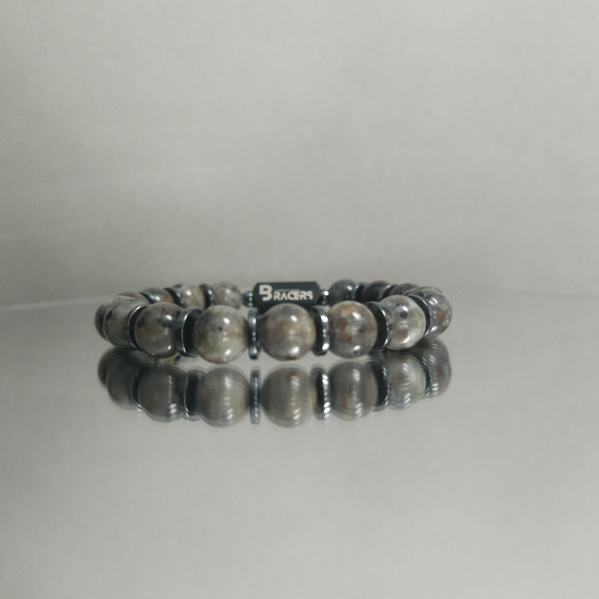 Bracer