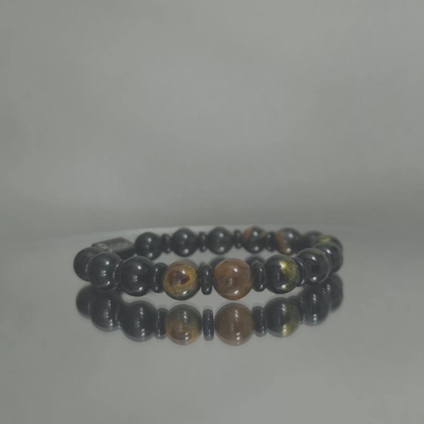Bracer