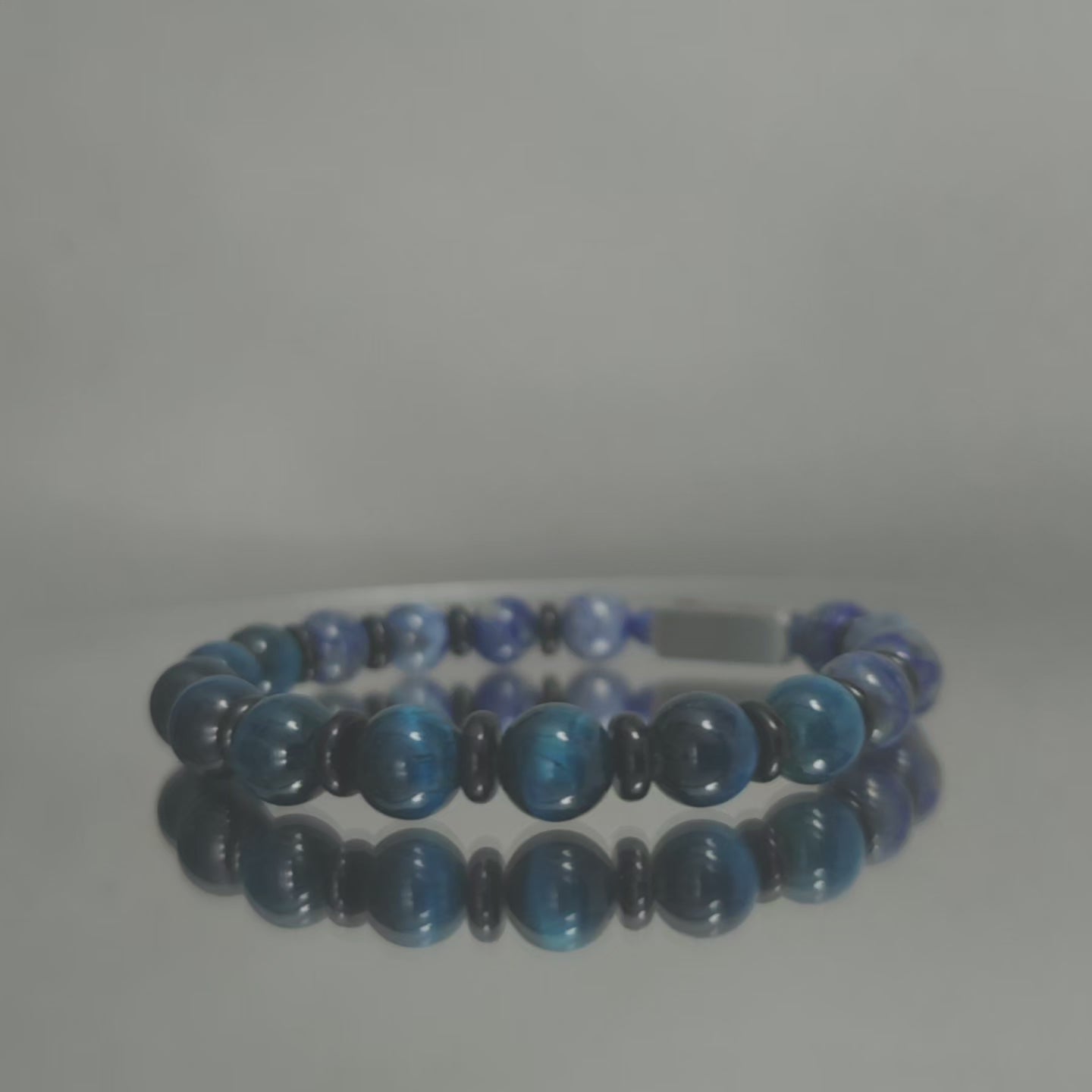 Bracer
