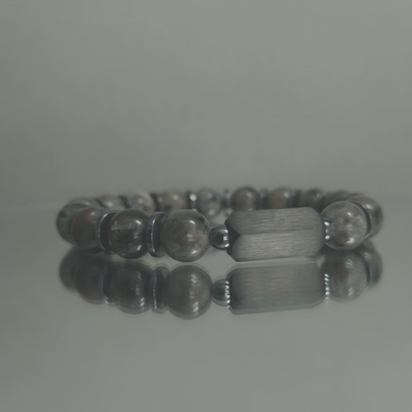 Bracer